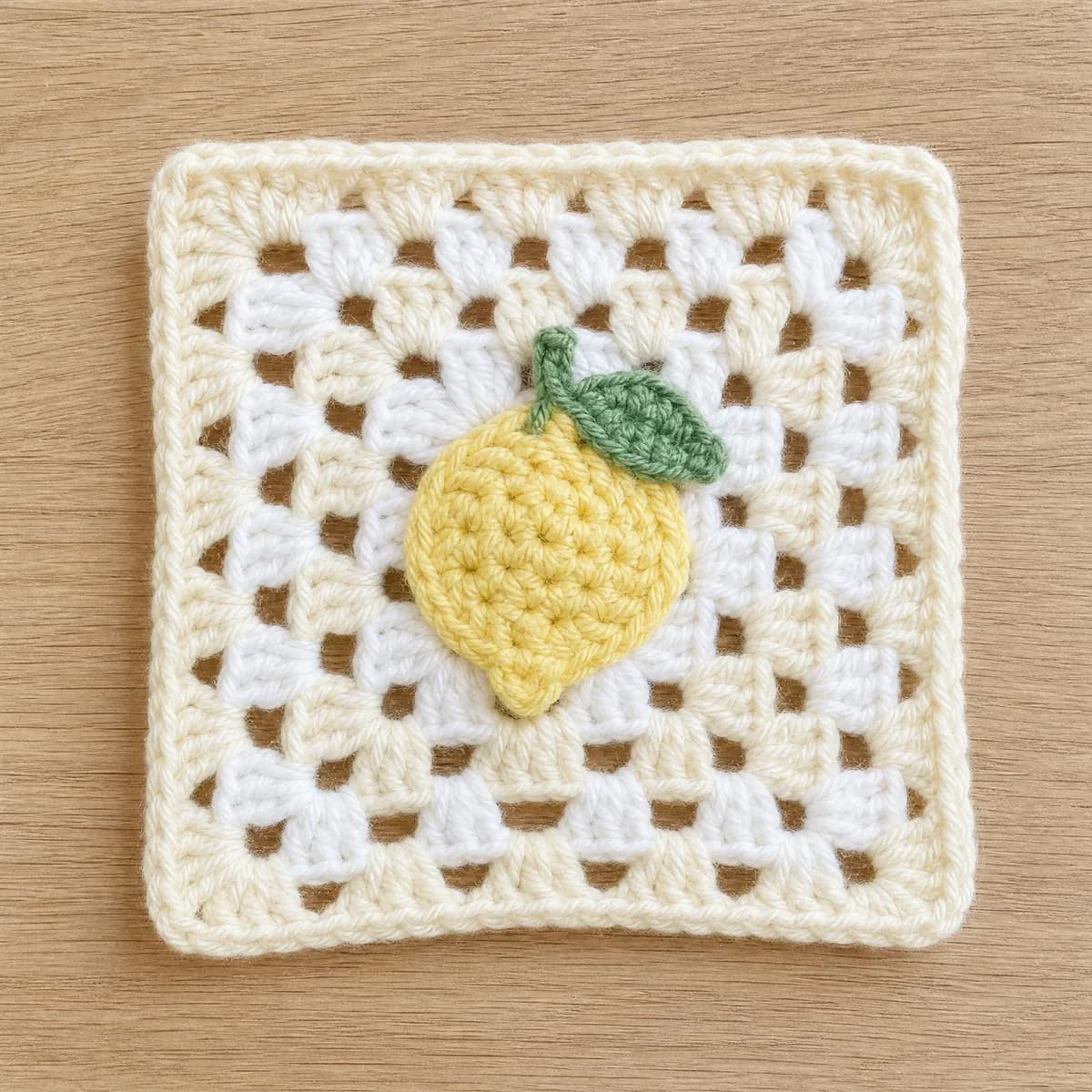 Sunshine Lemon Granny Square — A Cheerful Citrus Appliqué crochet pattern